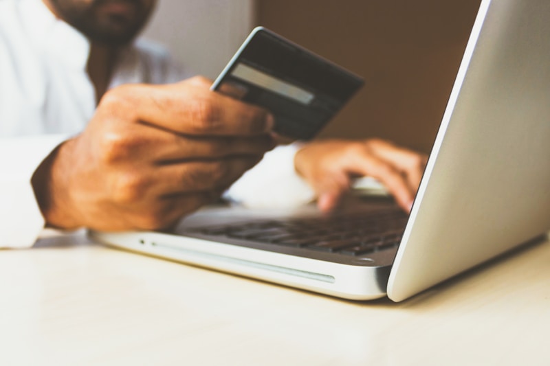 Online shopping environment
